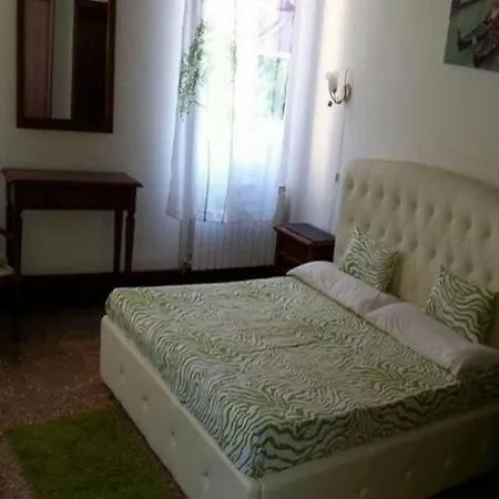 Ca' Contarini 3026 3*